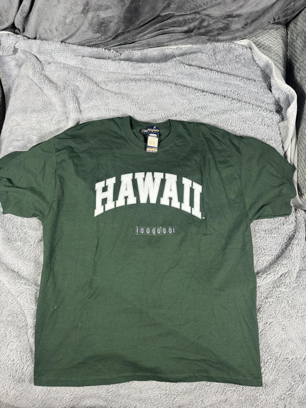 Hawaii Rainbow Warriors Shirt Mens 2XL Green College NCAA Steve & Barry's Tee